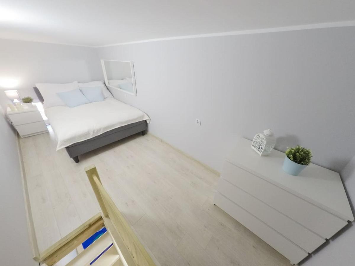 Rynek 20/21 -Cosy New Apartment On The Market Square - 4 Bedrooms - 8 People Breslau Exterior foto